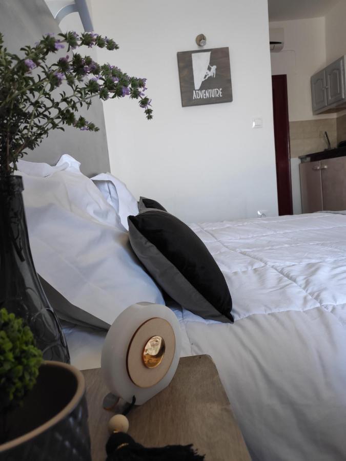 Afroditi Hotel มาซูรี ภายนอก รูปภาพ