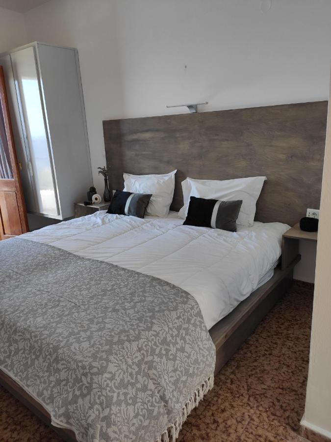 Afroditi Hotel มาซูรี ภายนอก รูปภาพ
